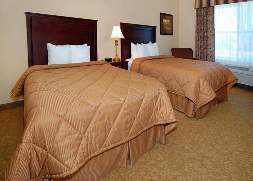 Comfort Inn & Suites Mcminnville Wine Country Bagian luar foto